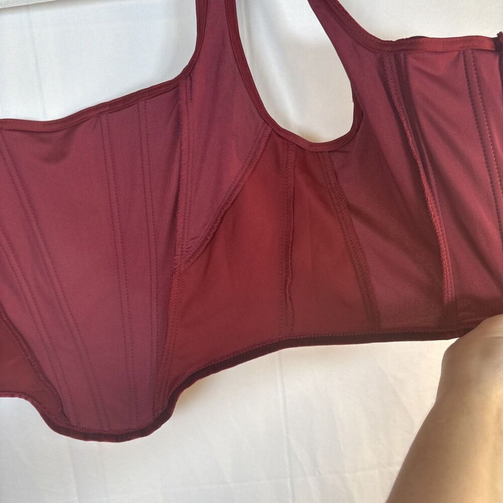 Cider Burgundy Velvet Corset Crop Top Size Medium Preowned - Picture 8 of 9
